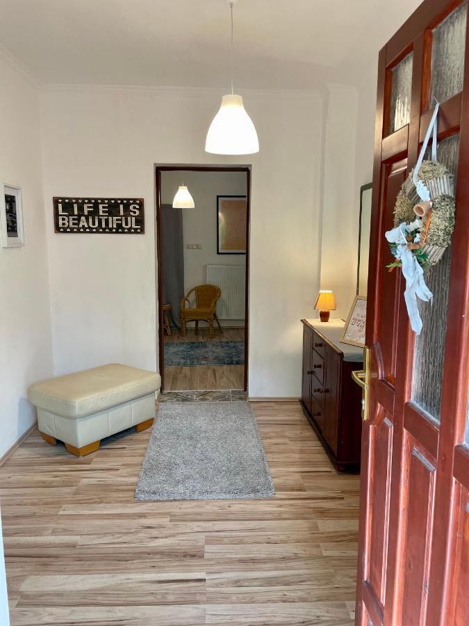 Boni Apartman มิชโคลซ์ ภายนอก รูปภาพ