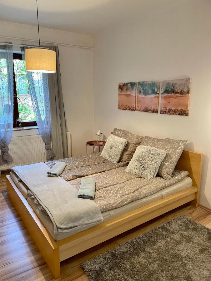 Boni Apartman มิชโคลซ์ ภายนอก รูปภาพ